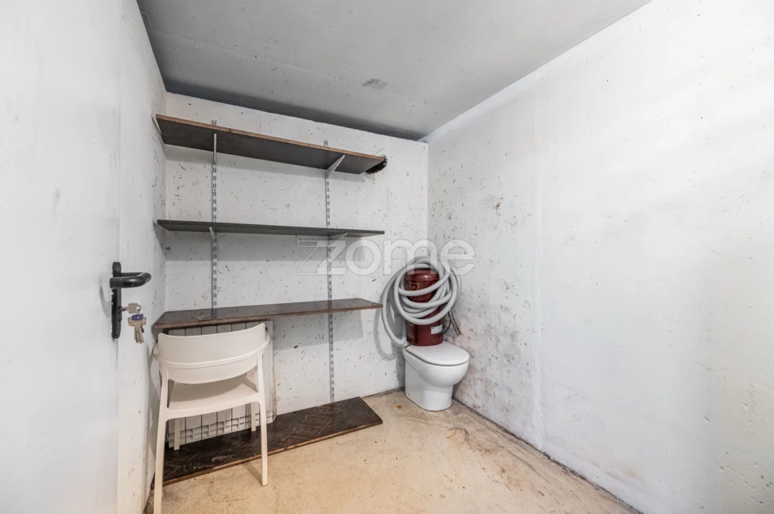 Apartamento T3 para Arrendamento em Ramalde Foto 26