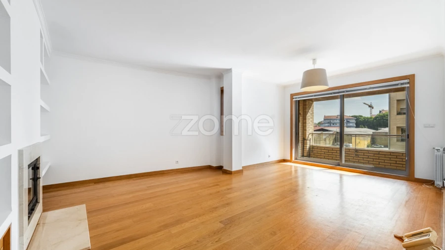 Apartamento T3 para Arrendamento em Ramalde