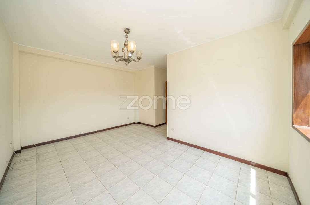 Apartamento T4 para Venda em Ferreiros, Prozelo e Besteiros Foto 9