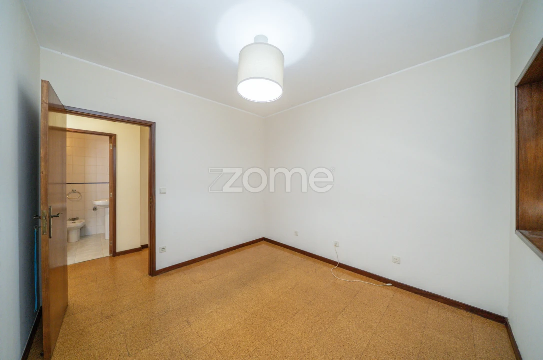 Apartamento T4 para Venda em Ferreiros, Prozelo e Besteiros Foto 20
