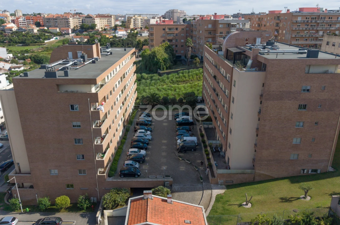 Apartamento T2 para Arrendamento em Canidelo Foto 24