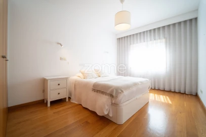 Apartamento T2 para Arrendamento em Canidelo