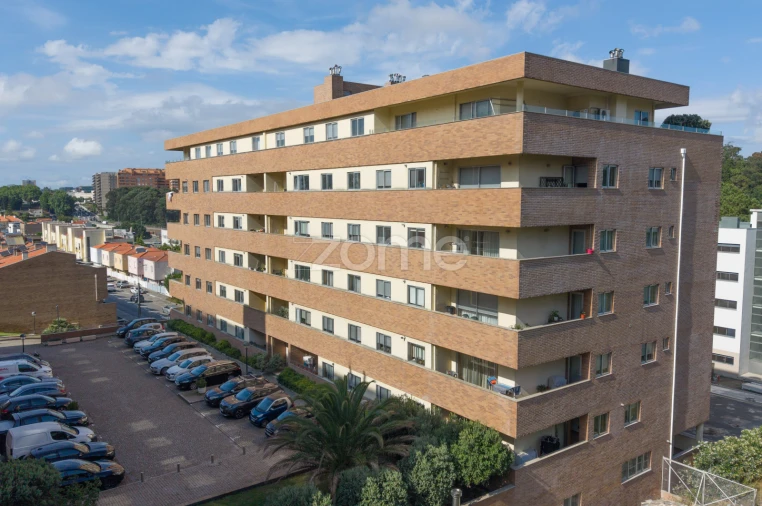 Apartamento T2 para Arrendamento em Canidelo Foto 25