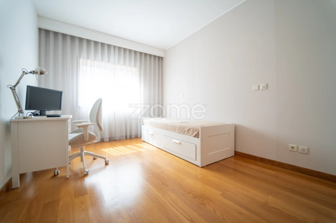 Apartamento T2 para Arrendamento em Canidelo Foto 21
