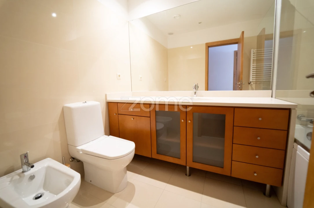 Apartamento T2 para Arrendamento em Canidelo Foto 16