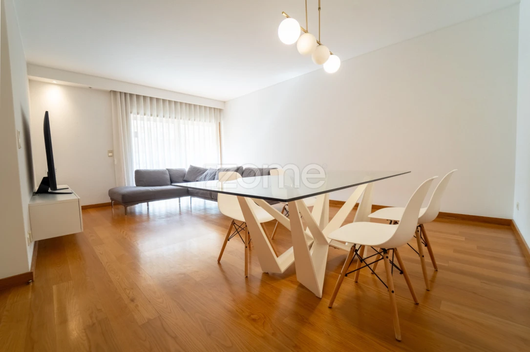 Apartamento T2 para Arrendamento em Canidelo Foto 3