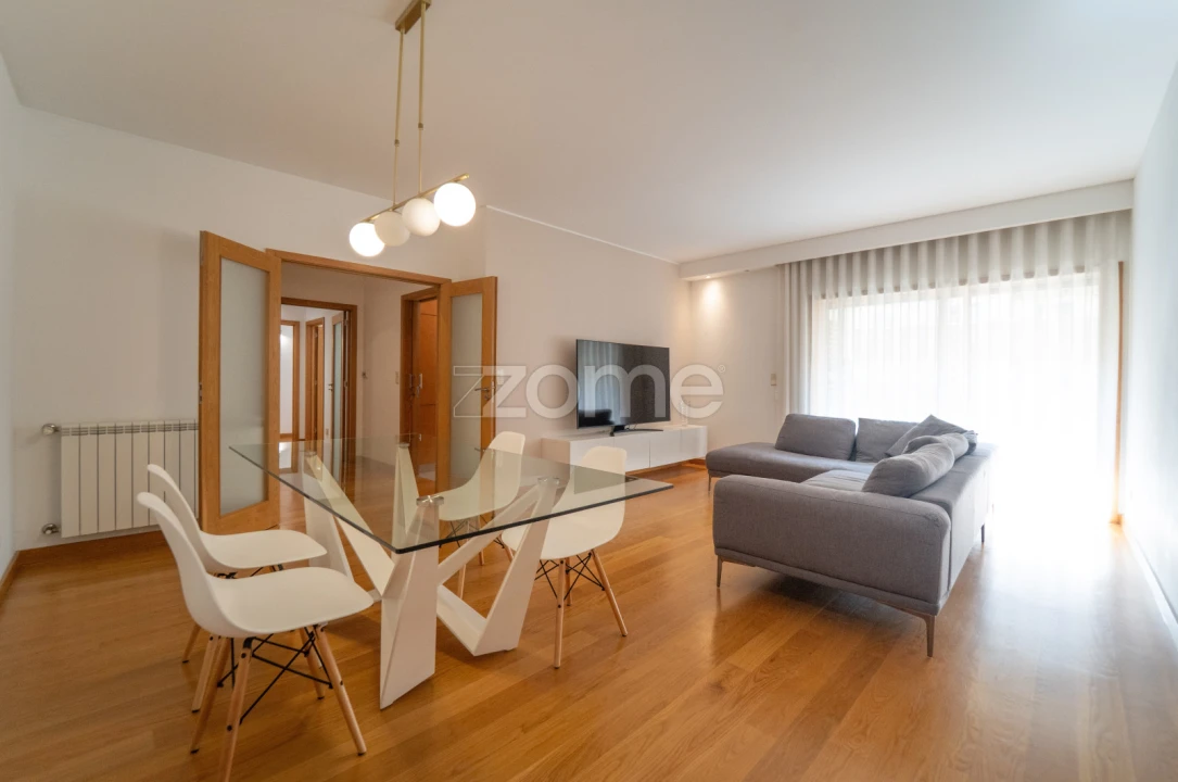 Apartamento T2 para Arrendamento em Canidelo Foto 4