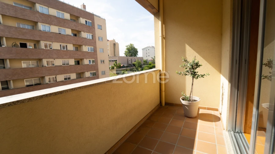 Apartamento T2 para Arrendamento em Canidelo