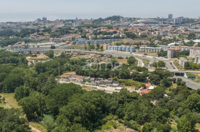 Terreno para Venda em Campanhã