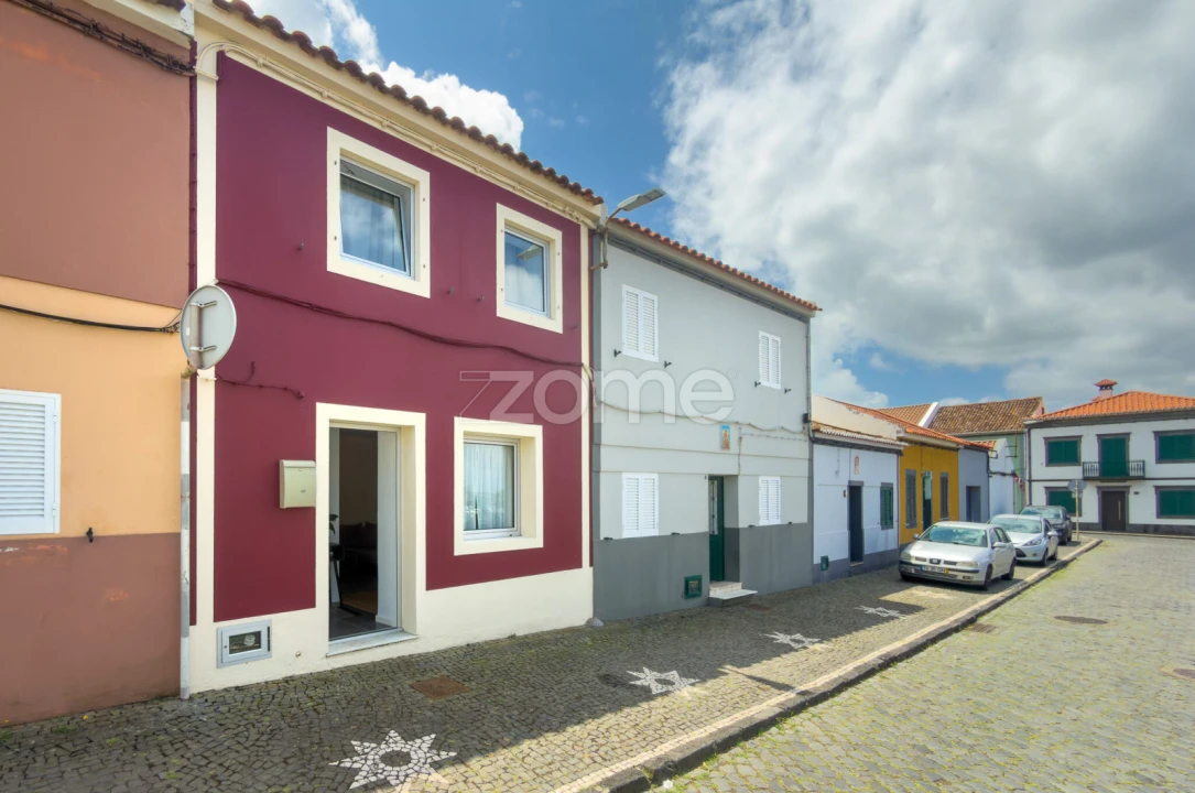 Moradia T2 para Venda em Ribeira Grande (Matriz) Foto 1