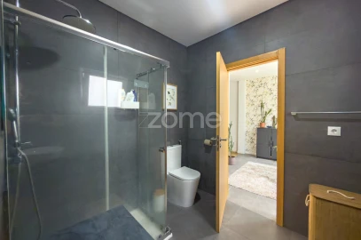 Moradia T2 para Venda em Ribeira Grande (Matriz)