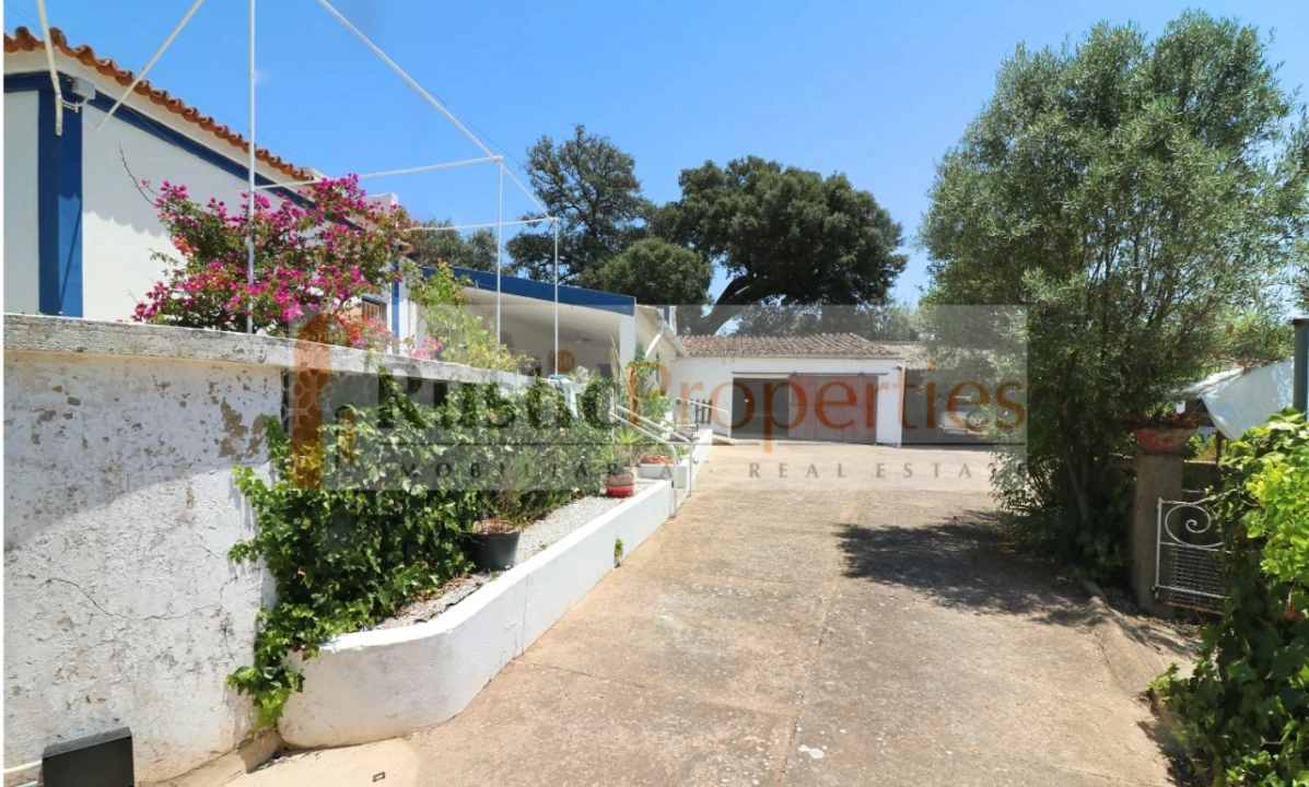 Moradia T4 para Venda em São Brás de Alportel Foto 5
