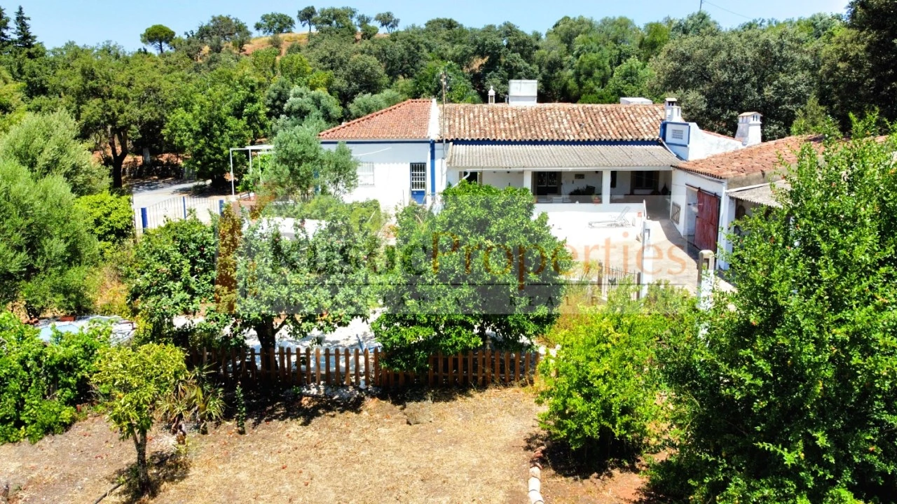 Moradia T4 para Venda em São Brás de Alportel Foto 6