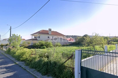 Terreno para Venda em Rio de Mouro