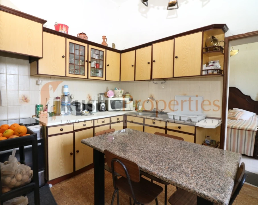 Moradia T3 para Venda em Santa Barbara de Nexe Foto 10