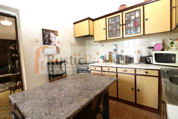 Moradia T3 para Venda em Santa Barbara de Nexe Foto 11