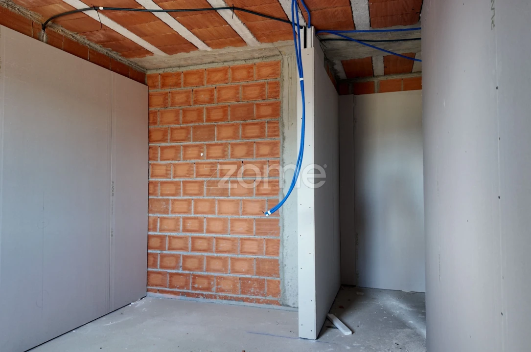 Apartamento T3 para Venda em Ferreiros e Gondizalves Foto 42