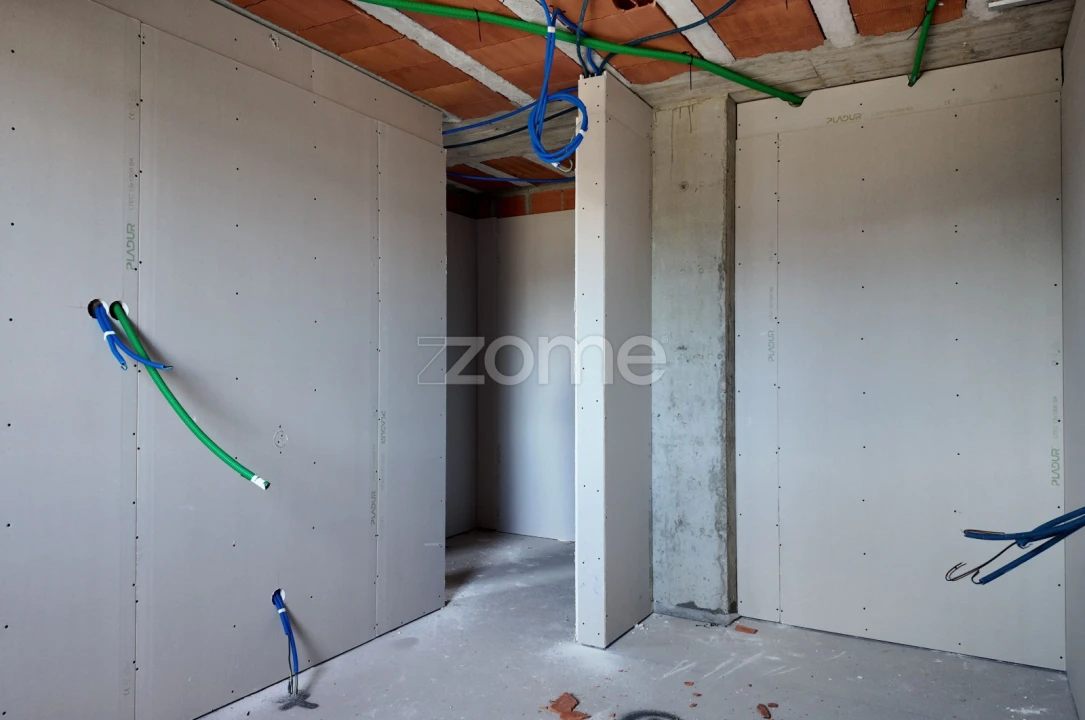 Apartamento T3 para Venda em Ferreiros e Gondizalves Foto 44