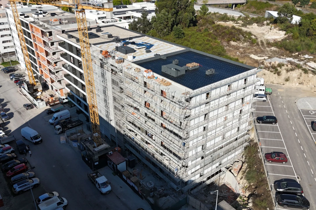 Apartamento T3 para Venda em Ferreiros e Gondizalves Foto 37