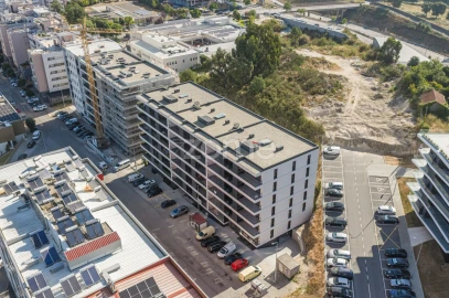 Apartamento T3 para Venda em Ferreiros e Gondizalves