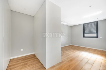 Apartamento T3 para Venda em Ferreiros e Gondizalves