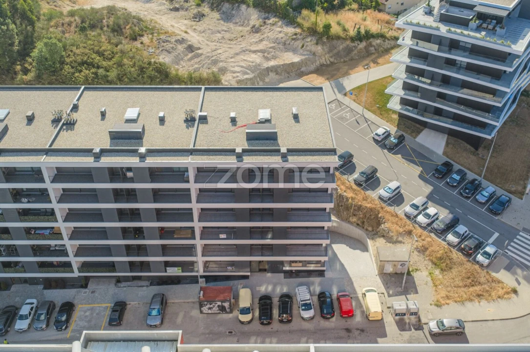 Apartamento T3 para Venda em Ferreiros e Gondizalves Foto 3