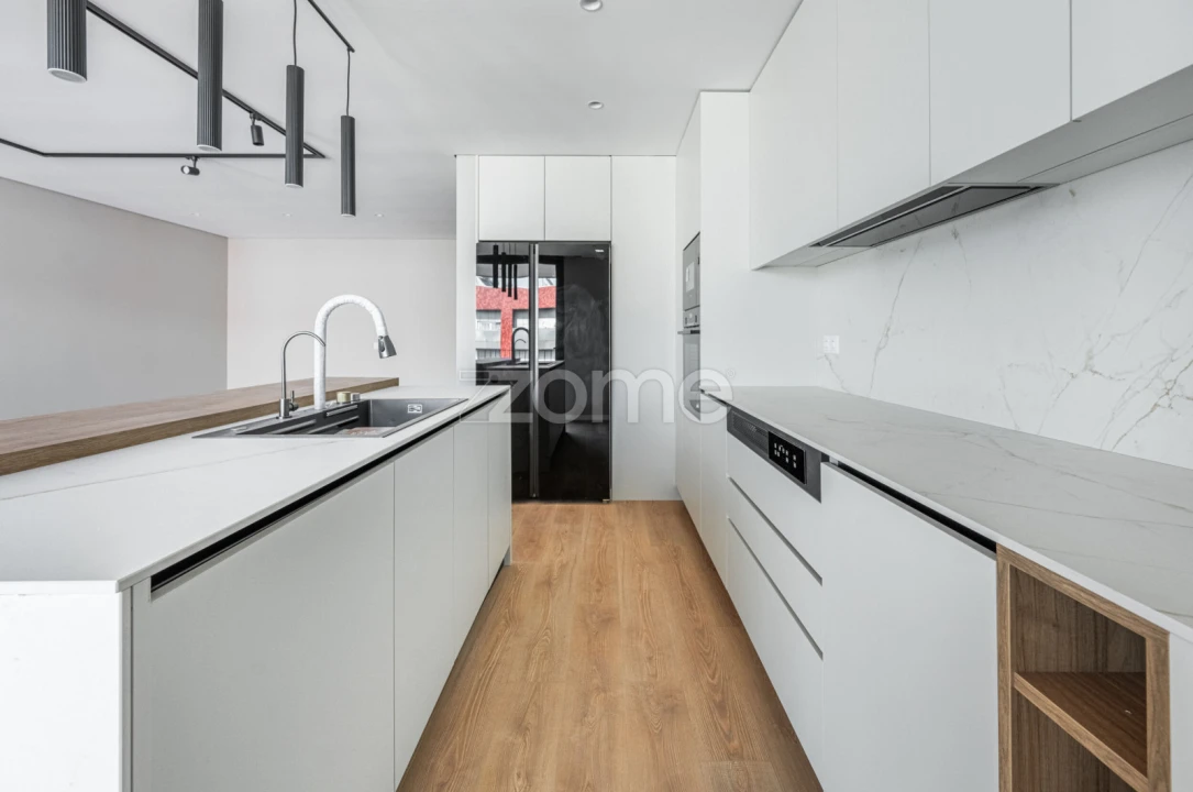 Apartamento T3 para Venda em Ferreiros e Gondizalves Foto 9