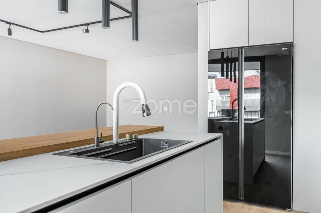 Apartamento T3 para Venda em Ferreiros e Gondizalves Foto 10