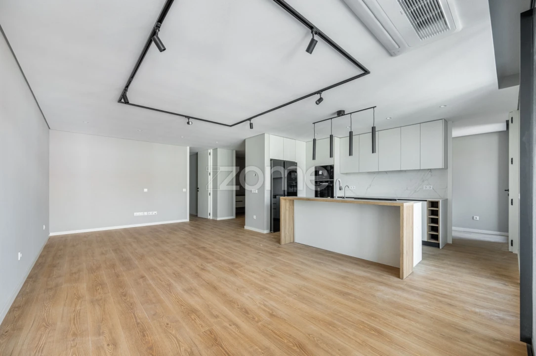 Apartamento T3 para Venda em Ferreiros e Gondizalves Foto 12