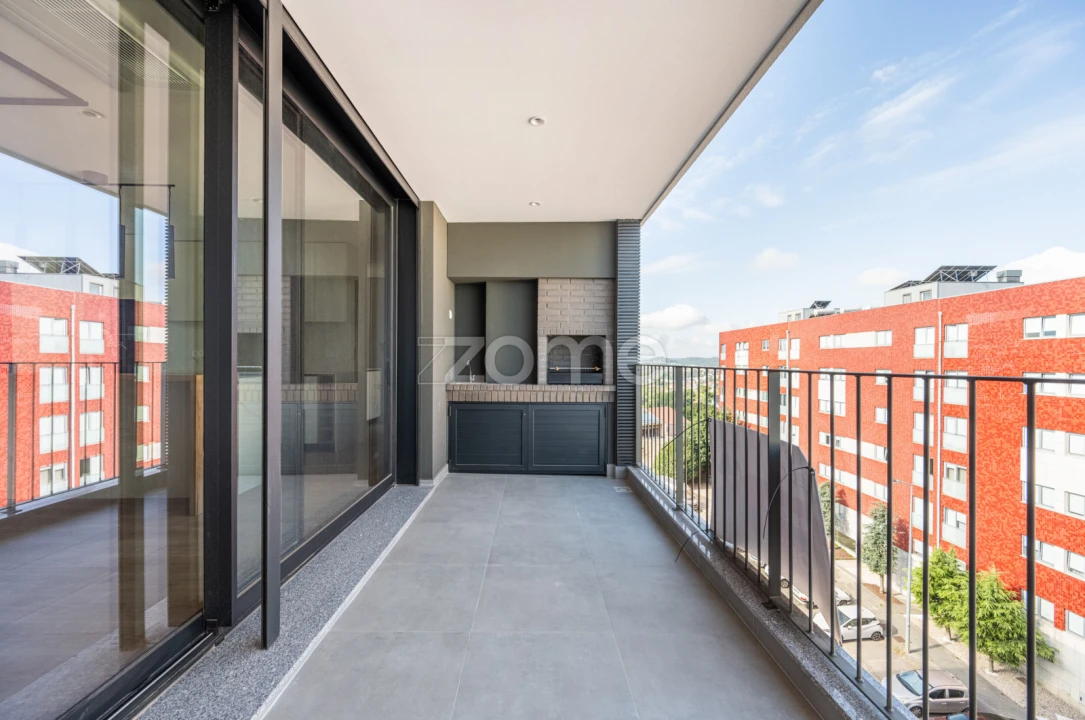 Apartamento T3 para Venda em Ferreiros e Gondizalves Foto 13