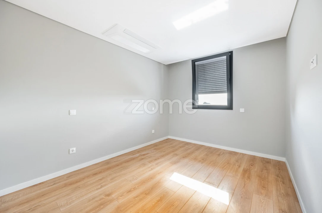 Apartamento T3 para Venda em Ferreiros e Gondizalves Foto 22