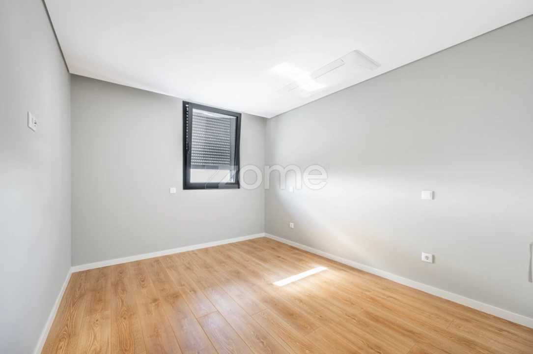 Apartamento T3 para Venda em Ferreiros e Gondizalves Foto 24