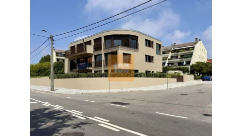 Apartamento T1 para Venda em Arcozelo
