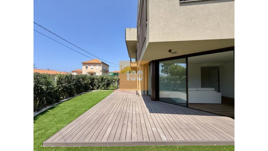 Apartamento T1 para Venda em Arcozelo Foto 25
