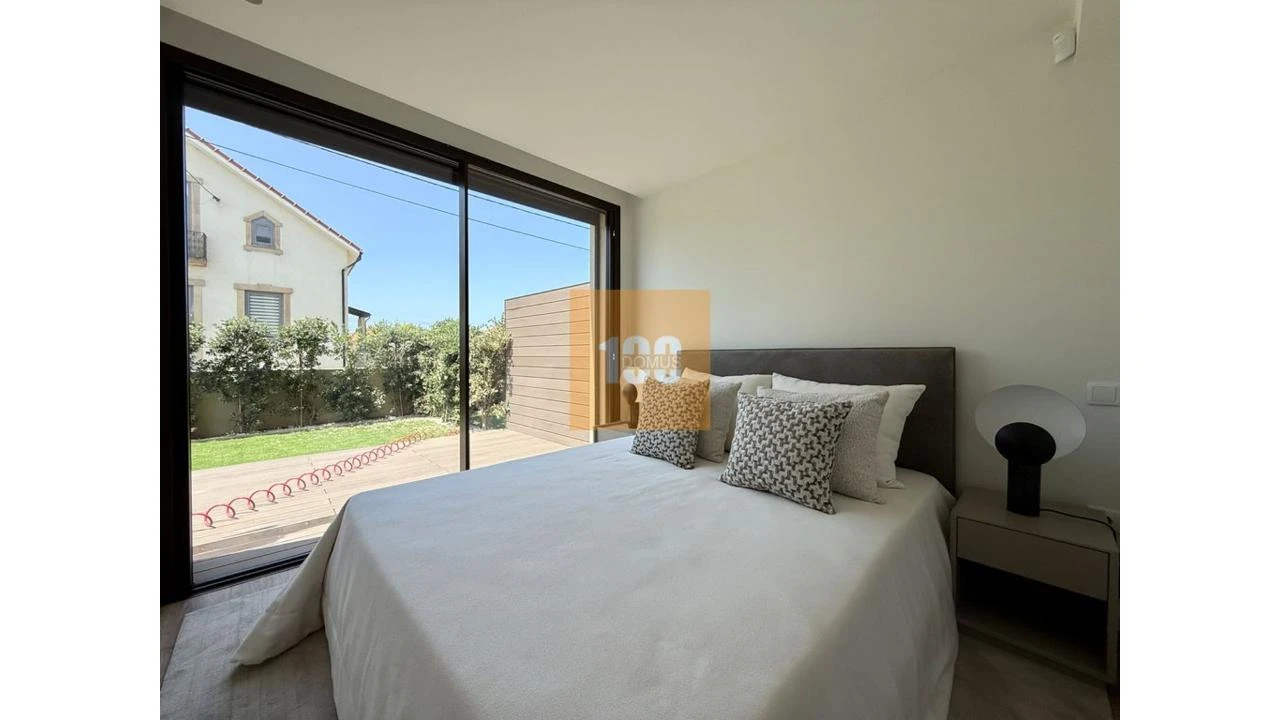 Apartamento T1 para Venda em Arcozelo Foto 17
