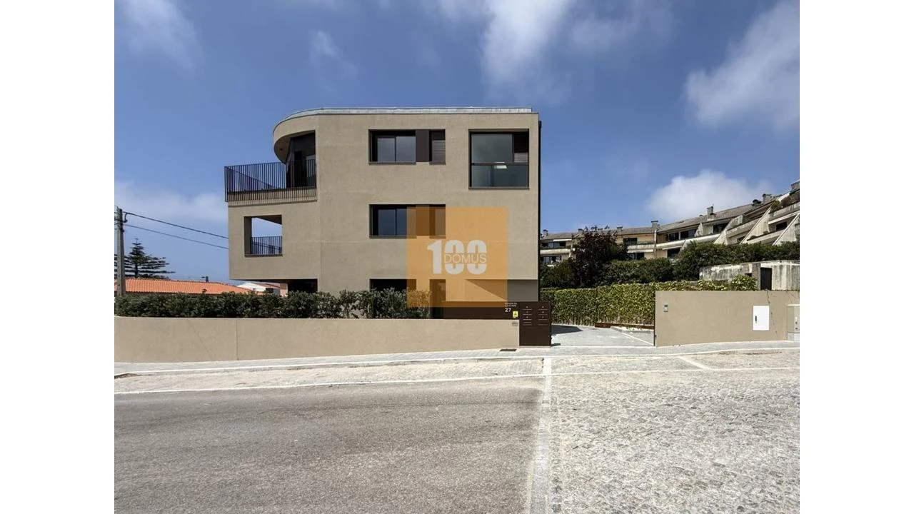 Apartamento T1 para Venda em Arcozelo Foto 32