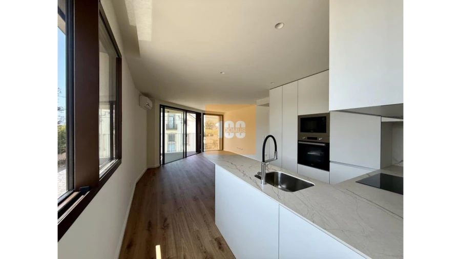 Apartamento T1 para Venda em Arcozelo Foto 7