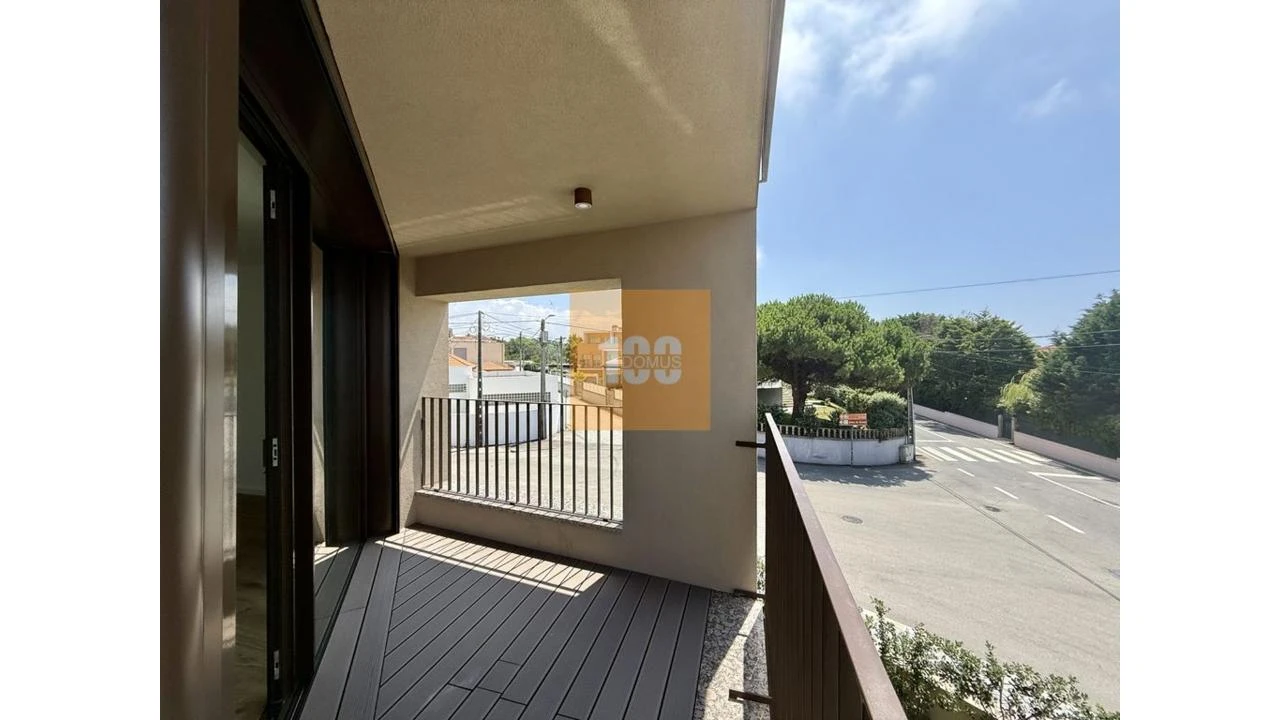 Apartamento T1 para Venda em Arcozelo Foto 14