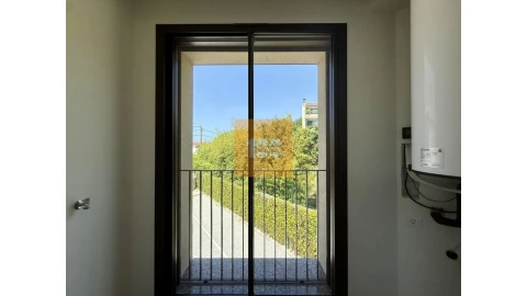 Apartamento T2 para Venda em Arcozelo