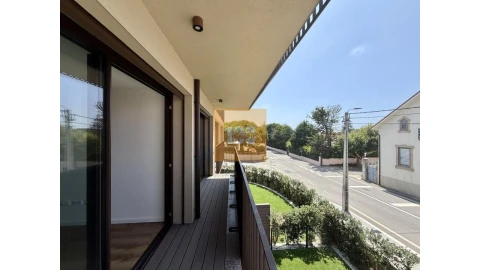 Apartamento T2 para Venda em Arcozelo