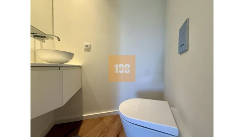 Apartamento T2 para Venda em Arcozelo