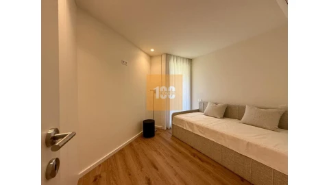 Apartamento T2 para Venda em Arcozelo