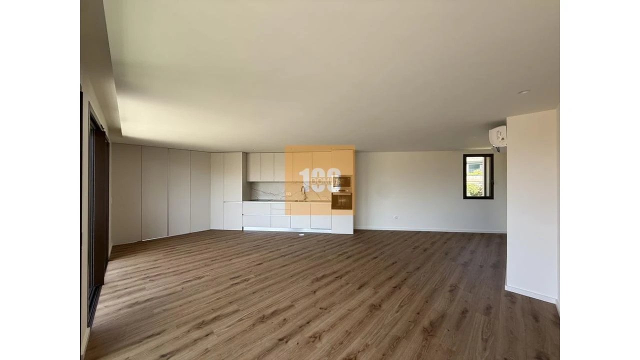 Apartamento T2 para Venda em Arcozelo Foto 9