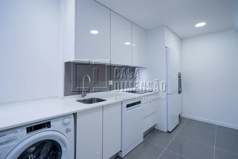 Apartamento T1 para Venda em Odivelas Foto 8