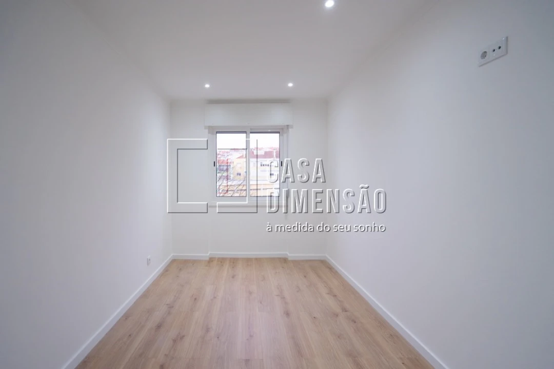 Apartamento T2 para Venda em Falagueira-Venda Nova Foto 20