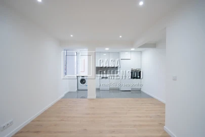 Apartamento T2 para Venda em Odivelas
