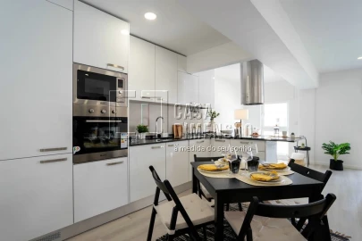 Apartamento T3 para Venda em Benfica