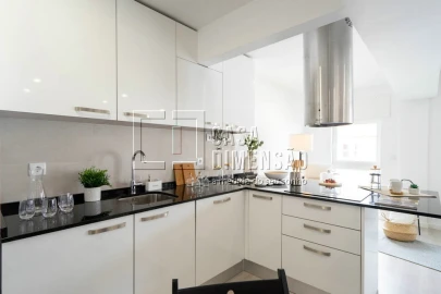 Apartamento T3 para Venda em Benfica