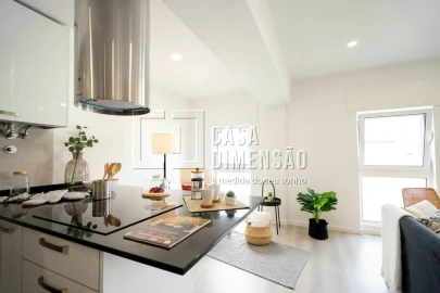 Apartamento T3 para Venda em Benfica