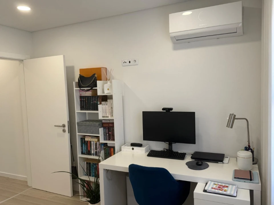 Apartamento T2 para Venda em Venteira Foto 25